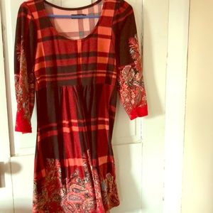 Half sleeve checkered tunic. Sz L